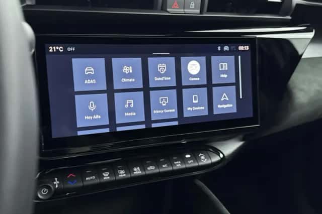 Alfa Romeo Junior (2025) thumbnail 21