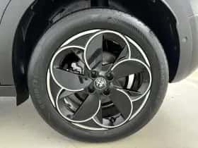 Alfa Romeo Junior (2025) thumbnail 9
