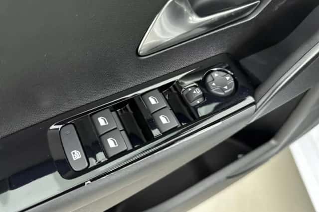 Lancia Ypsilon (2025) thumbnail 22
