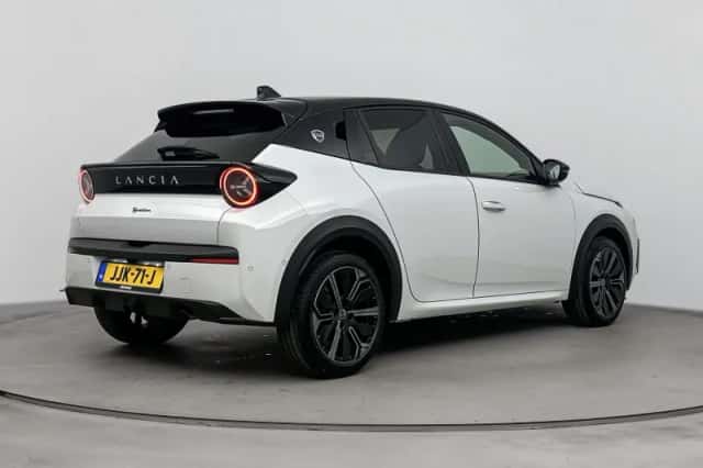 Lancia Ypsilon (2025) thumbnail 7