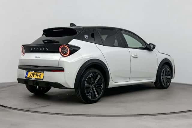 Lancia Ypsilon (2025) thumbnail 7