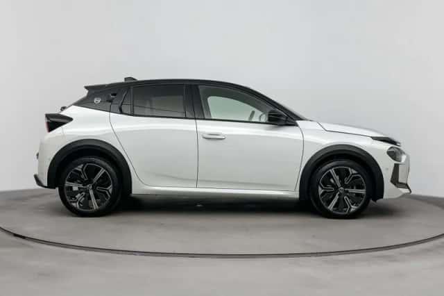 Lancia Ypsilon (2025) thumbnail 8