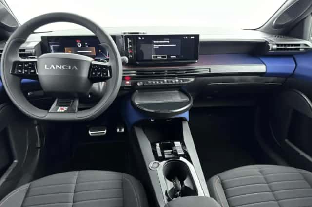 Lancia Ypsilon (2025) thumbnail 9