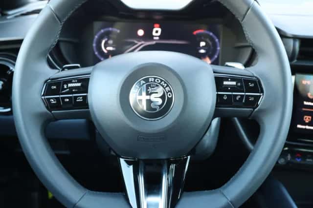 Alfa Romeo Junior (2025) thumbnail 26
