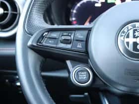 Alfa Romeo Tonale (2024) thumbnail 25