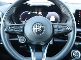 Alfa Romeo Tonale (2024) thumbnail 27