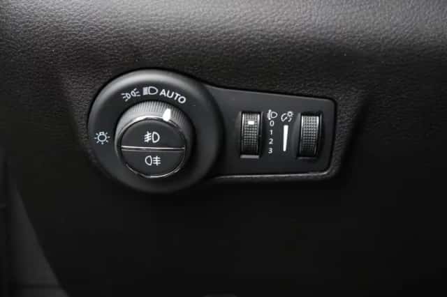Jeep Compass (2024) thumbnail 27