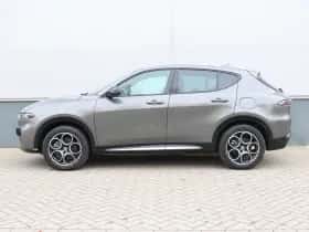 Alfa Romeo Tonale (2023) thumbnail 2
