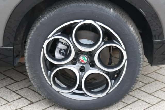 Alfa Romeo Tonale (2023) thumbnail 21