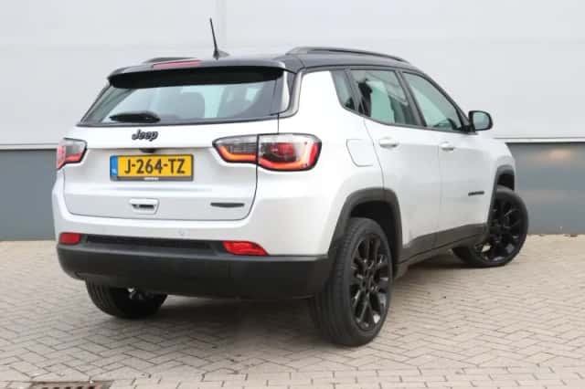 Jeep Compass (2020) thumbnail 3