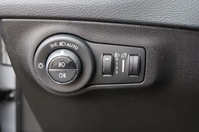 Jeep Compass (2020) thumbnail 22