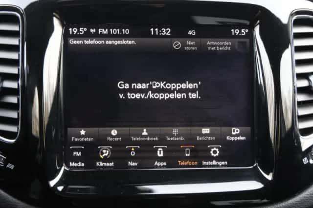 Jeep Compass (2020) thumbnail 32