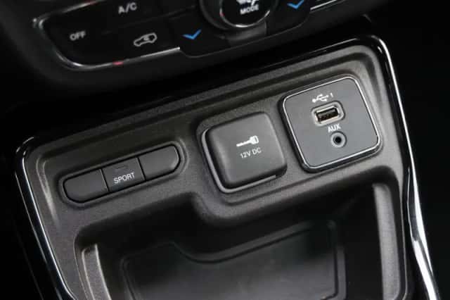 Jeep Compass (2020) thumbnail 35