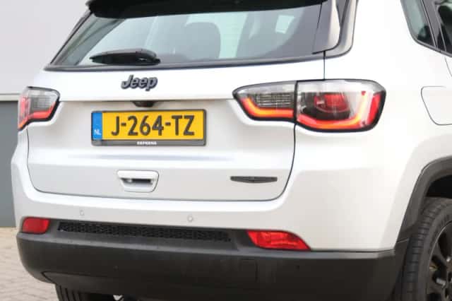 Jeep Compass (2020) thumbnail 6