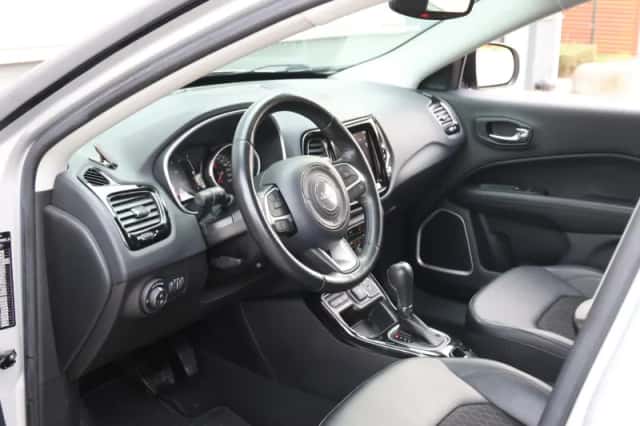 Jeep Compass (2020) thumbnail 10