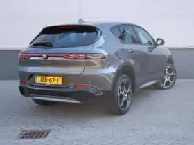 Alfa Romeo Tonale (2023) thumbnail 3