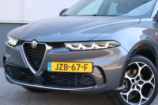 Alfa Romeo Tonale (2023) thumbnail 6