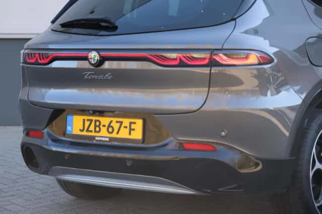 Alfa Romeo Tonale (2023) thumbnail 7