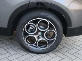 Alfa Romeo Tonale (2023) thumbnail 21