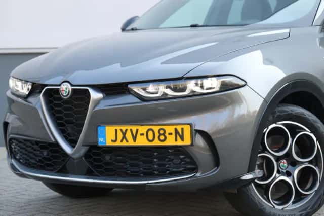 Alfa Romeo Tonale (2023) thumbnail 6