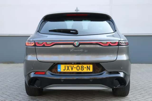 Alfa Romeo Tonale (2023) thumbnail 8