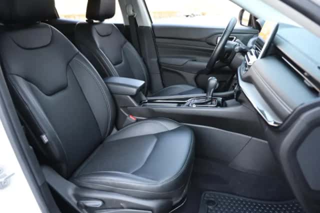 Jeep Compass (2023) thumbnail 11