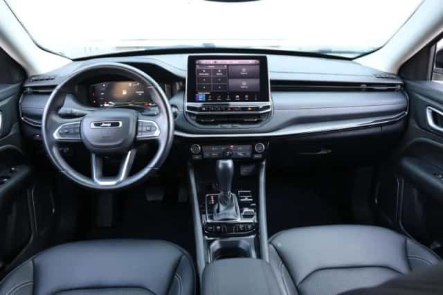 Jeep Compass (2023) thumbnail 15