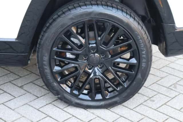 Jeep Compass (2023) thumbnail 23