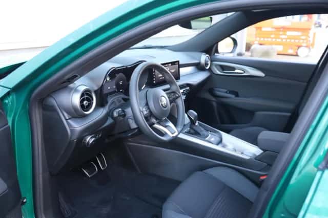 Alfa Romeo Tonale (2025) thumbnail 11