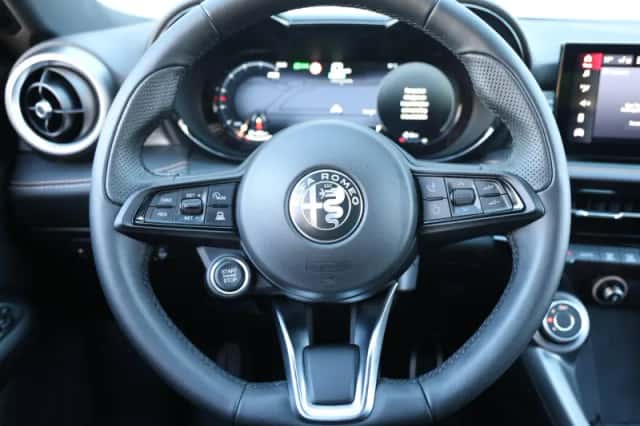 Alfa Romeo Tonale (2025) thumbnail 27