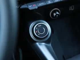 Alfa Romeo Tonale (2025) thumbnail 36