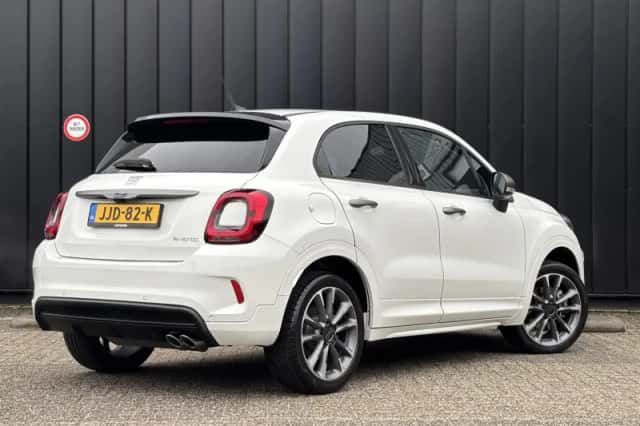 Fiat 500X (2024) thumbnail 3
