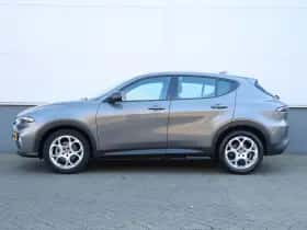 Alfa Romeo Tonale (2023) thumbnail 2