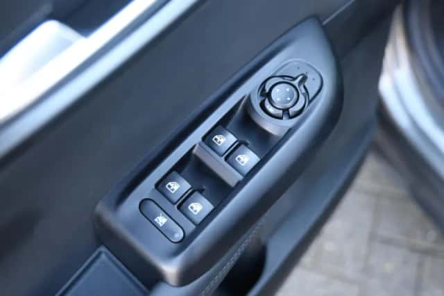 Alfa Romeo Tonale (2023) thumbnail 20