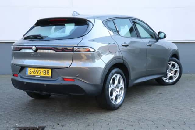 Alfa Romeo Tonale (2023) thumbnail 3