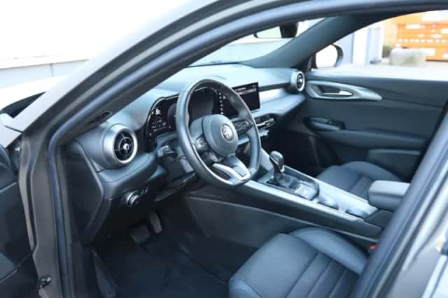 Alfa Romeo Tonale (2023) thumbnail 10