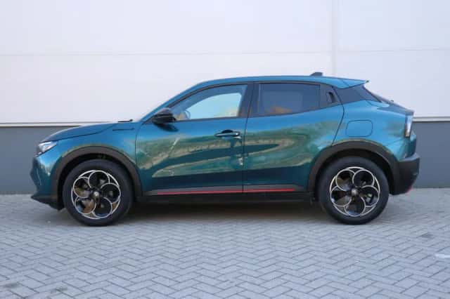 Alfa Romeo Junior (2024) thumbnail 2