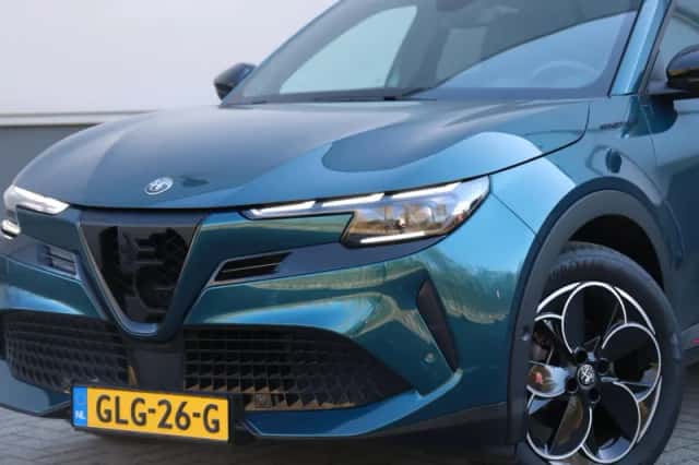 Alfa Romeo Junior (2024) thumbnail 6