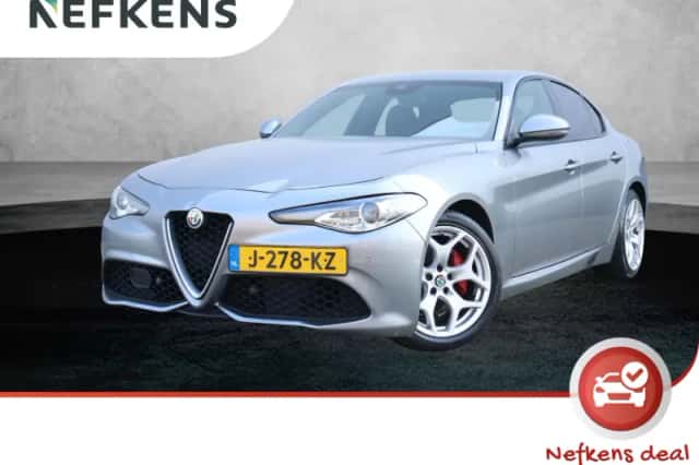Alfa Romeo Giulia (2020) thumbnail 1