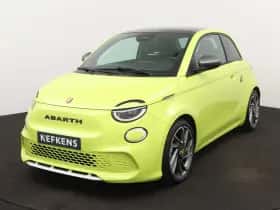 Abarth 500e (2025) thumbnail 2