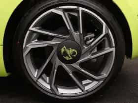 Abarth 500e (2025) thumbnail 17