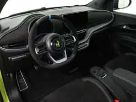 Abarth 500e (2025) thumbnail 19