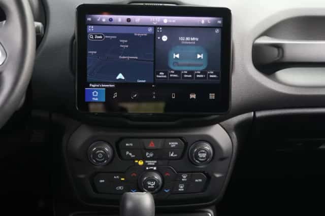 Jeep Renegade (2025) thumbnail 14