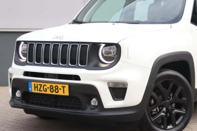 Jeep Renegade (2025) thumbnail 5