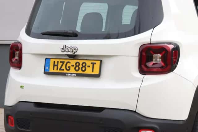 Jeep Renegade (2025) thumbnail 6