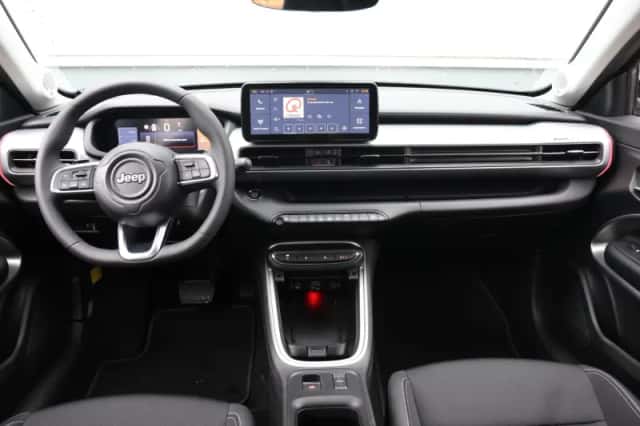 Jeep Avenger (2025) thumbnail 13