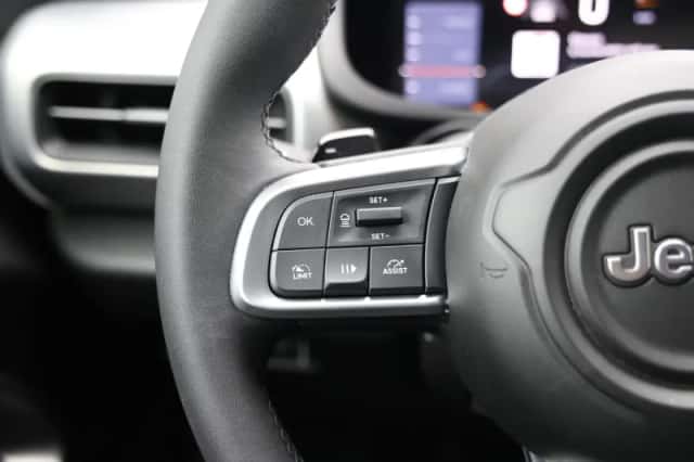 Jeep Avenger (2025) thumbnail 25