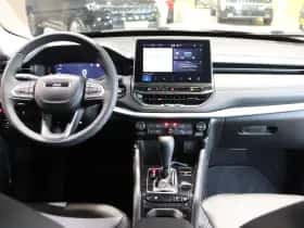 Jeep Compass (2024) thumbnail 14