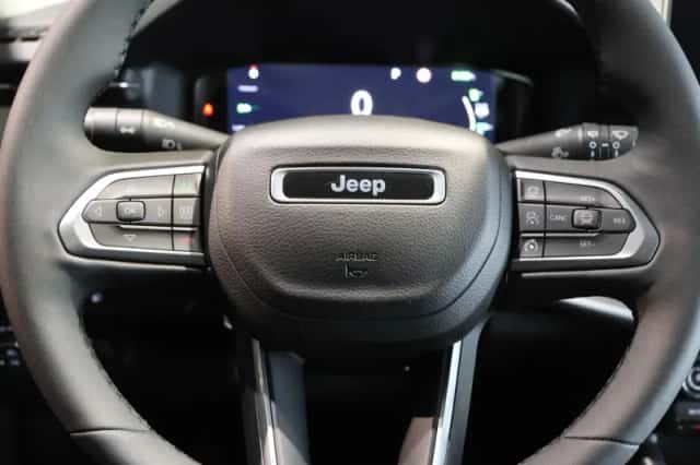 Jeep Compass (2024) thumbnail 28
