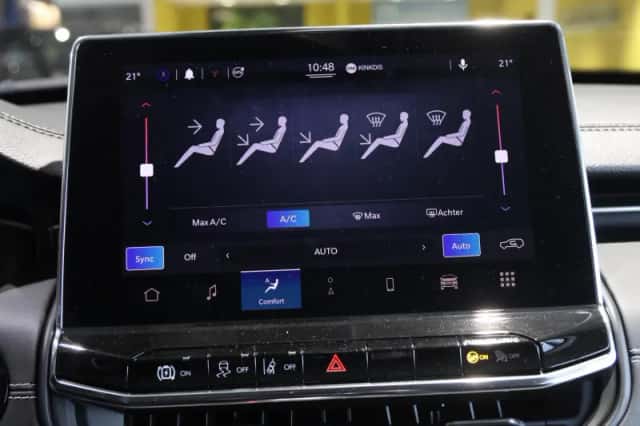 Jeep Compass (2024) thumbnail 32